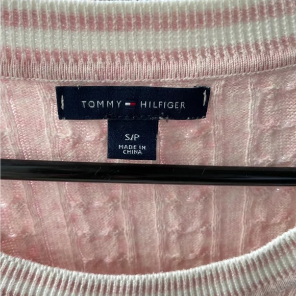 Tommy Hilfiger Women’s Pink Knit Sweater - Picture 3 of 4